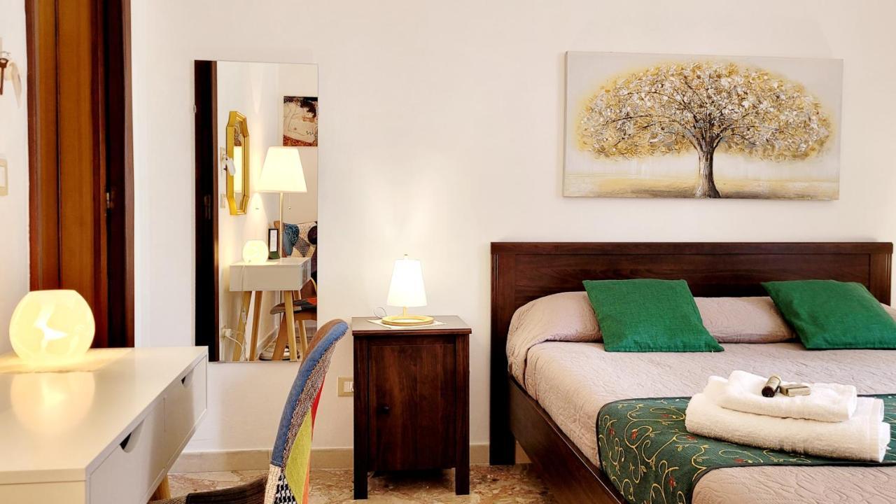 Zanzi 'S Charming Rooms Avola Exterior photo