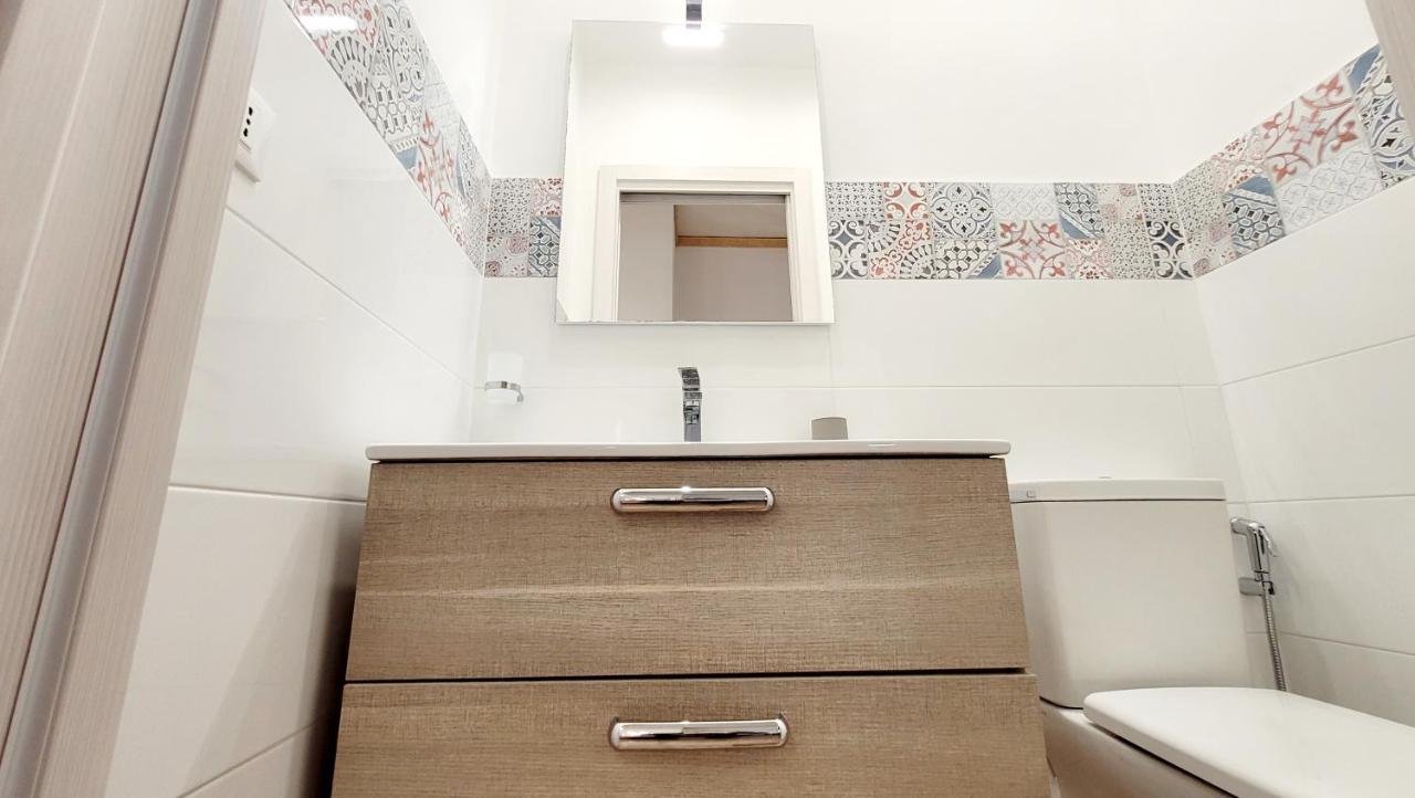 Zanzi 'S Charming Rooms Avola Exterior photo